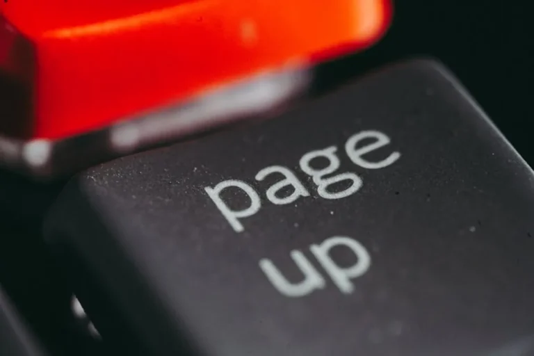 Best About Me Page Tips for Personal Websites