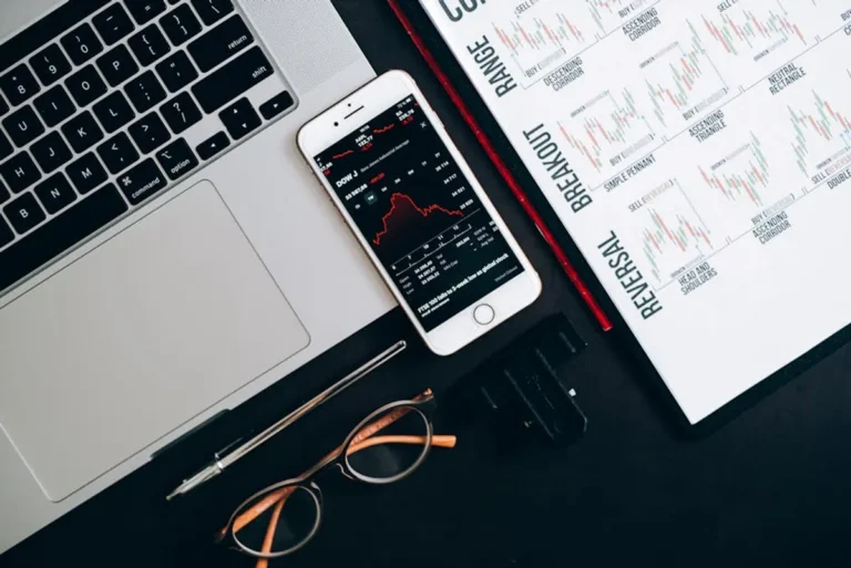 How to Build a Portfolio Without Many Projects