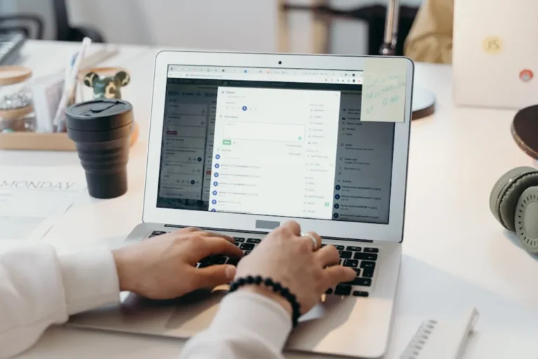 How to Build an Email List From a Personal Blog