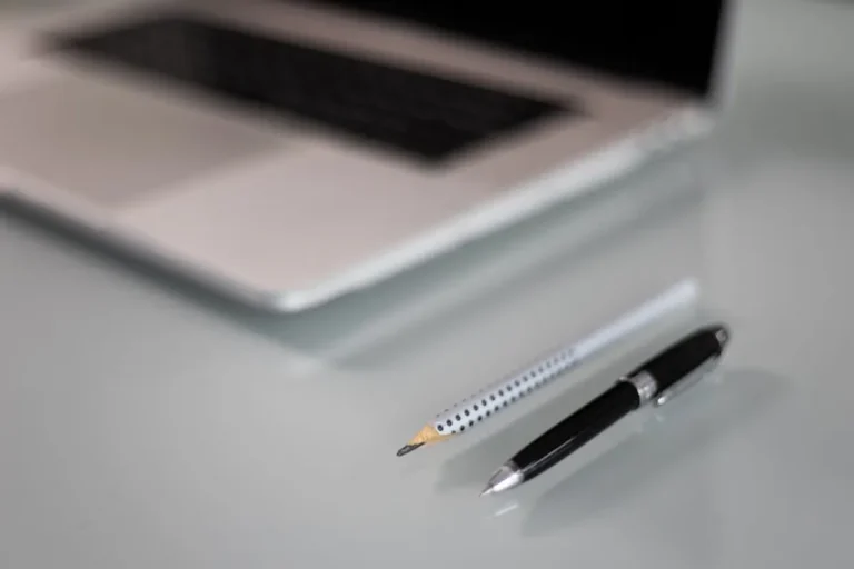 How to Write a Professional Bio Online