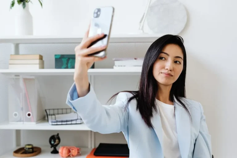 Personal Branding Tips for Writers and Consultants