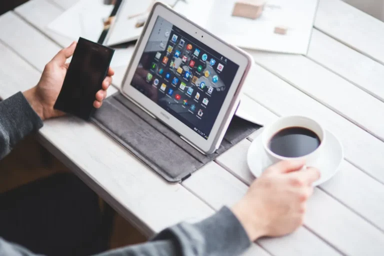 The reader-friendly guide to octetnews.com for modern searchers